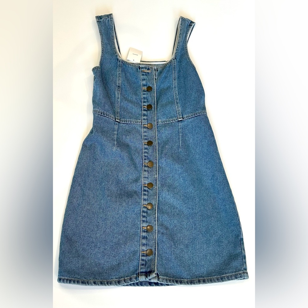 NWT Urban outfitters women’s mini scoop neck denim dress with button detail - Picture 2 of 4